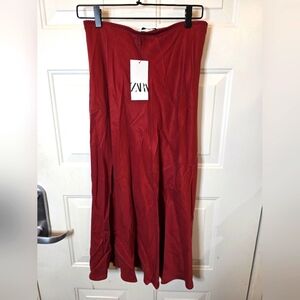 NWT Zara Skirt Burgundy / Red Size Small